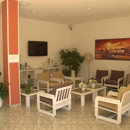 Little Hotel Cesenatico Exterior foto