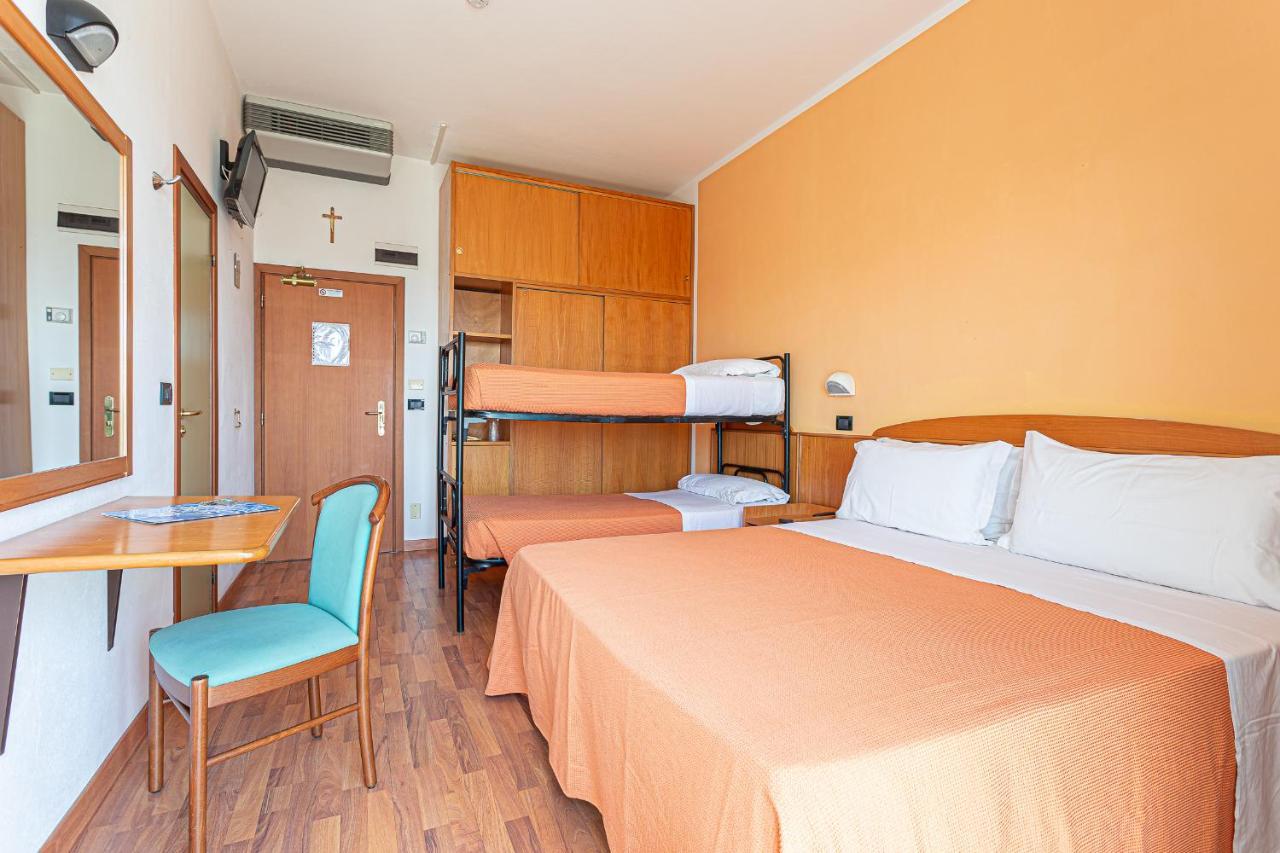 Little Hotel Cesenatico Exterior foto